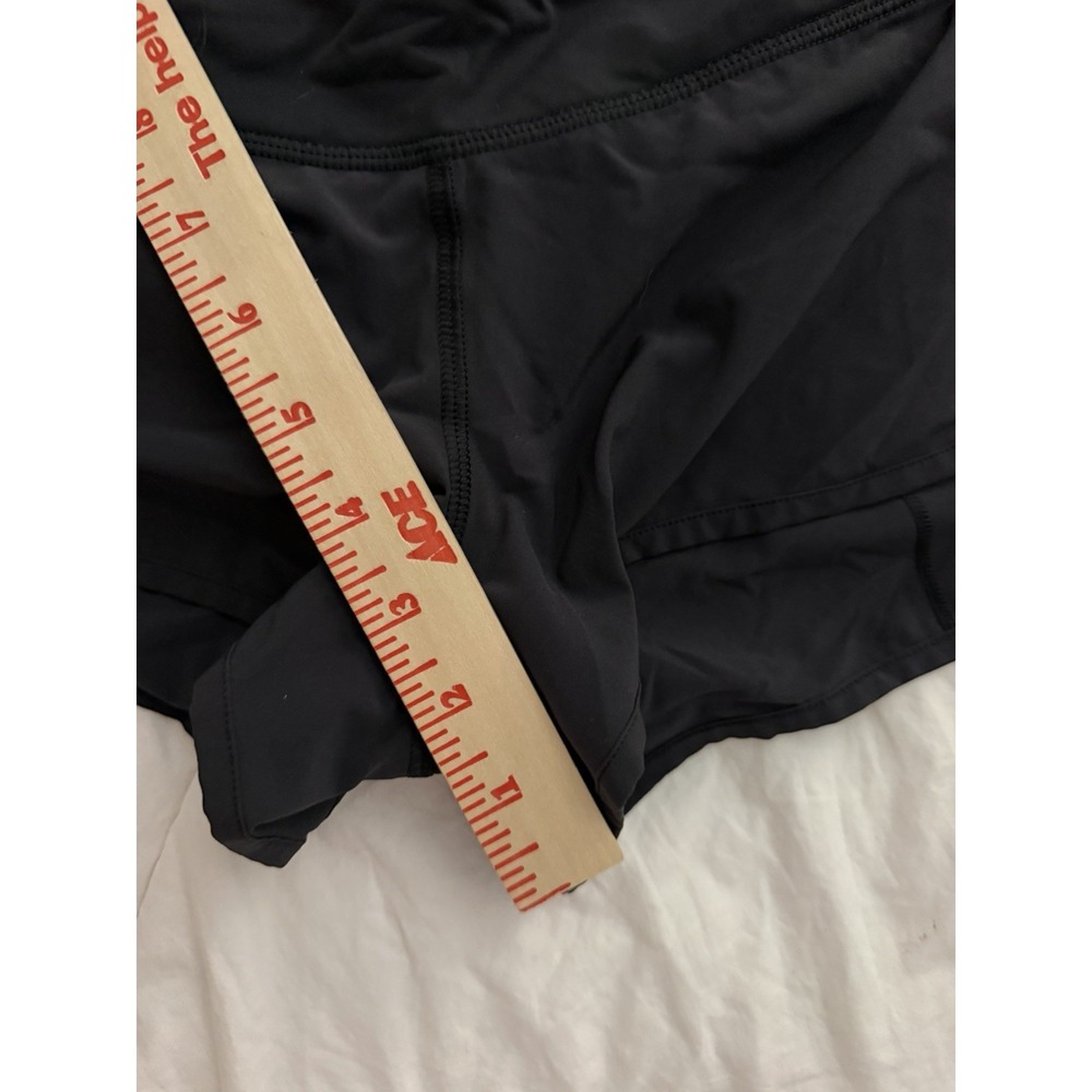 Lululemon Speed Up Shorts Low Rise 2.5" Black Size 6 - Picture 4 of 7